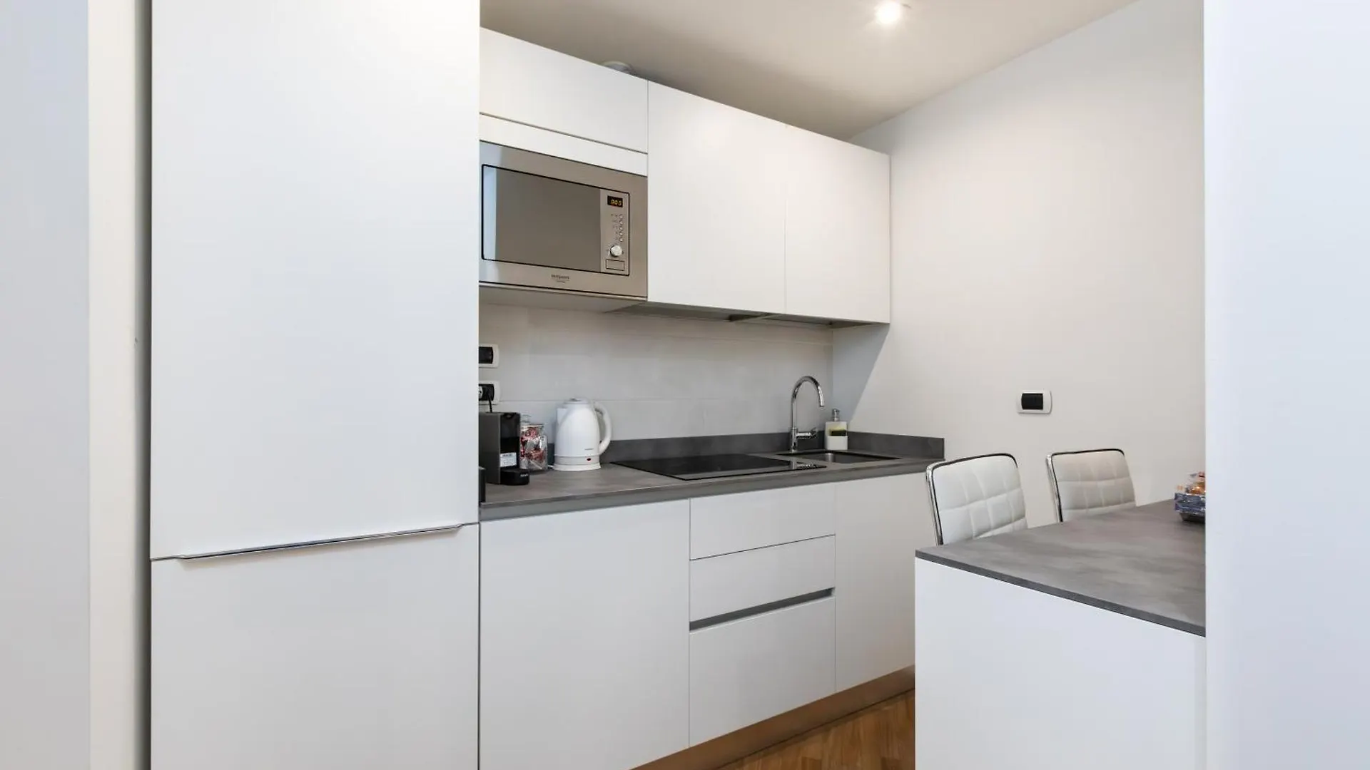 Magnoliaapartments - 5 Nirone Center Milan Apartment