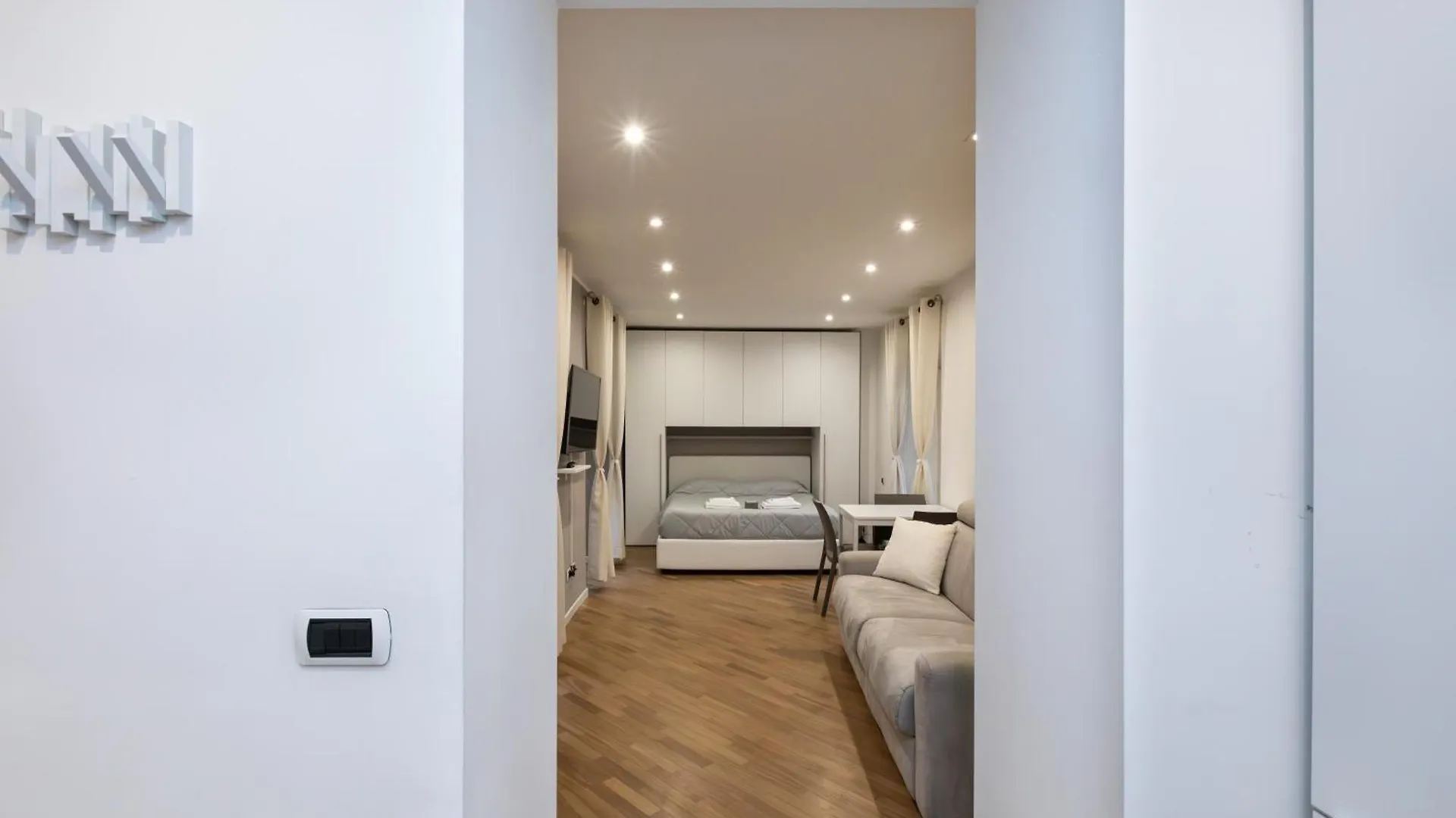 Magnoliaapartments - 5 Nirone Center Milan Italy