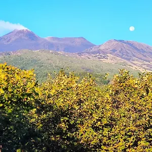 Feudo Magazzeni Etna Séjour à la ferme SantʼAlfio