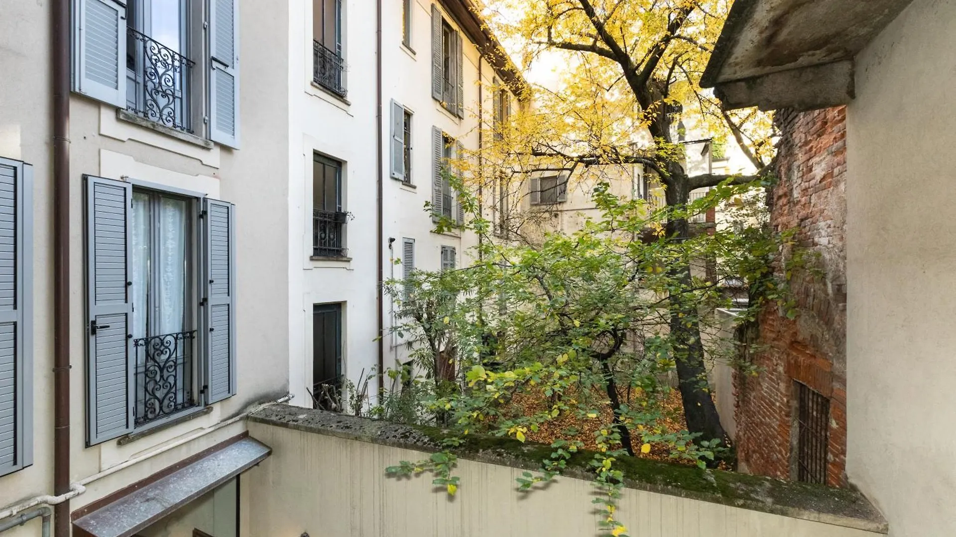 Апартаменты Magnoliaapartments - 5 Nirone Center Милан